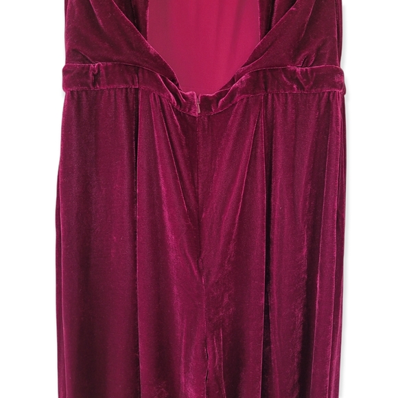 REISS JOAN Berry Red Sleeveless Open Back High Neck Velvet Straight Leg Jumpsuit - Picture 10 of 16